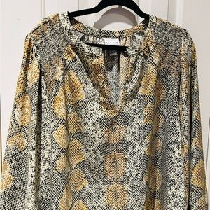 Vanity Women's Bold Yellow and Black Patterned Blouse